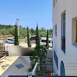 Appart hôtel Melina 3*