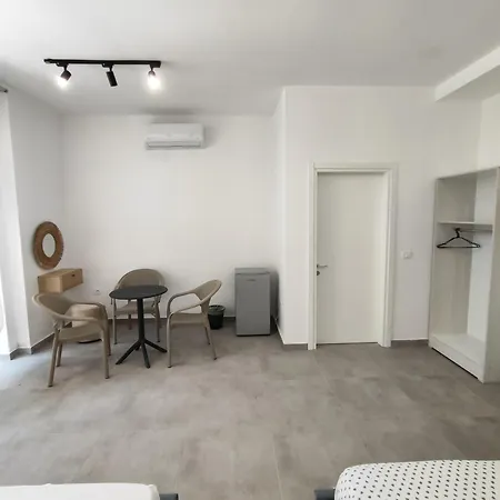 Apartmanhotel Melina 3*