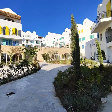 Apartmanhotel Melina 3*
