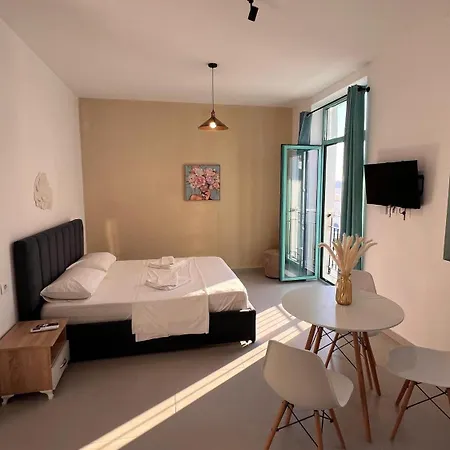 Melina Apartmanhotel Dhërmi