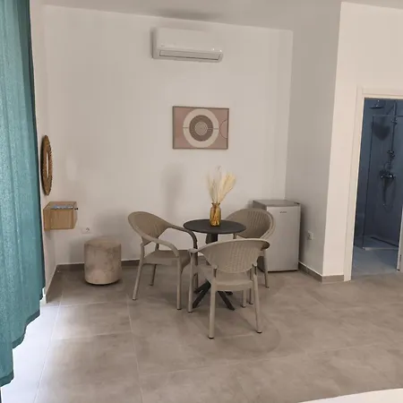 Melina Apartmanhotel Dhërmi