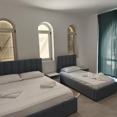 Melina Apartmanhotel Dhërmi