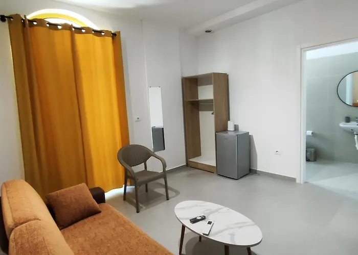 Apart Otel Melina 3*